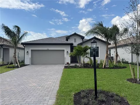 19398 Hinkley Dr, Estero, FL 33928