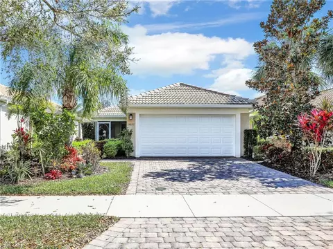 15071 Reef Ln, Bonita Springs, FL 34135