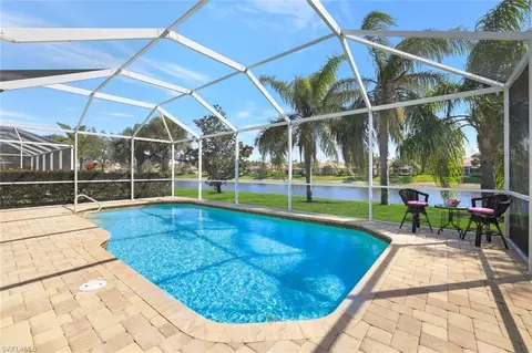 8424 Benelli Ct, Naples, FL 34114