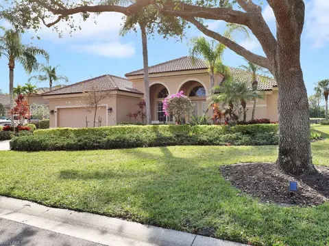 20176 Buttermere Ct, Estero, FL 33928 photo 2