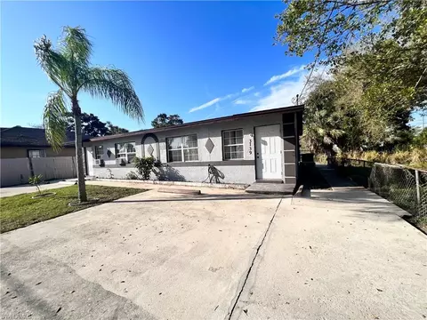 3137-3139 3139 Lincoln Blvd, Fort Myers, FL 33916