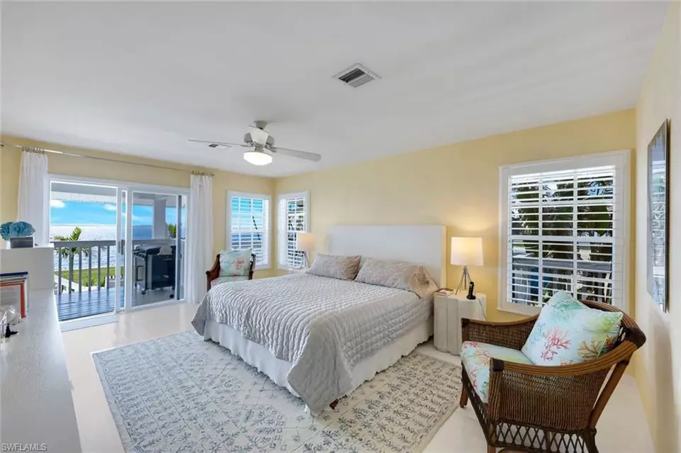  656 Coral Dr, Cape Coral, FL 33904 photo 12