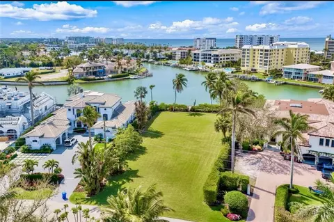 286 Spring Line Dr, Naples, FL 34102 photo 6