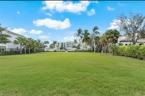 286 Spring Line Dr, Naples, FL 34102 photo 9