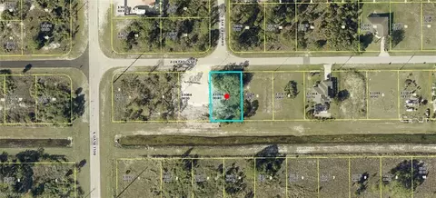808 Foxtail St, Lehigh Acres, FL 33974