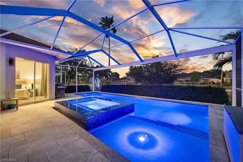 8074 Tauren Ct, Naples, FL 34119