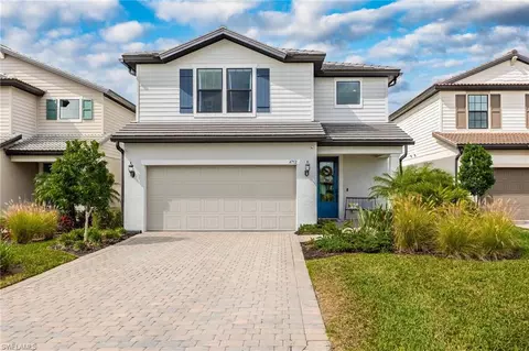 4752 Crested Eagle Ln, Fort Myers, FL 33966