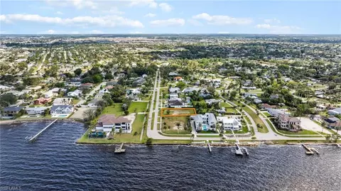 1212 Twin Palm Dr, Fort Myers, FL 33919