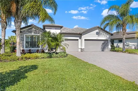 17577 Elkgrove Ln, Estero, FL 33928