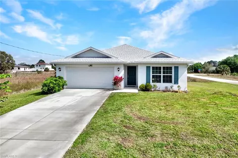 927 Manresa Ave S, Lehigh Acres, FL 33974