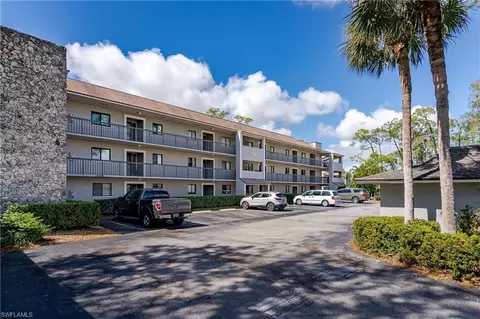 5789 Gage Ln #203A, Naples, FL 34113
