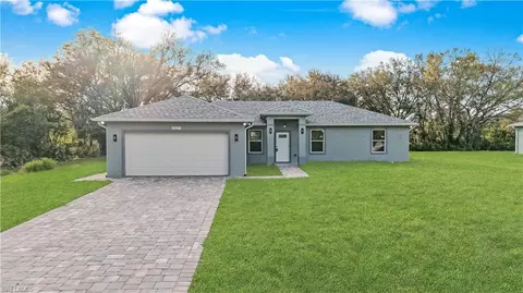 1517 Mckinley Ave, Lehigh Acres, FL 33972