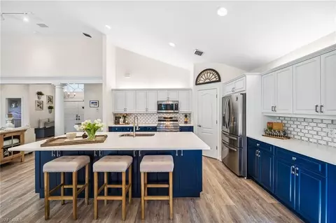 Kitchen - 6857 Mill Run Cir, Naples, FL 34109 photo 4 of 4