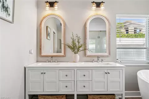 Bath - 6857 Mill Run Cir, Naples, FL 34109 photo 1 of 5
