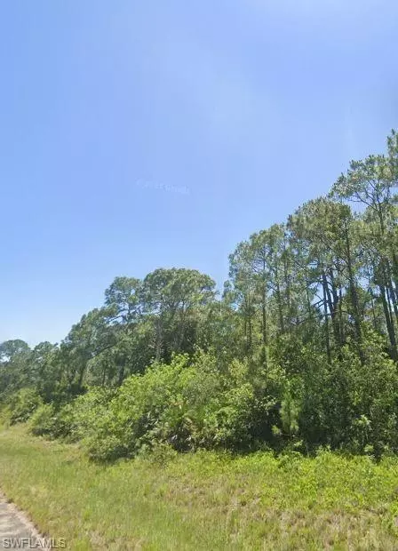 849 Morning Ln, Labelle, FL 33935