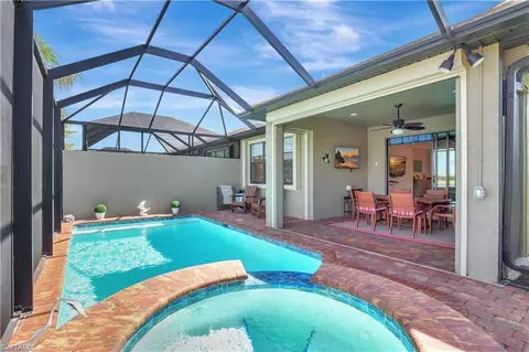 Exterior - 7815 Jacaranda Ln, Naples, FL 34114 photo 6 of 9