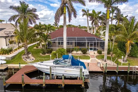 1504 SW 51st Ln, Cape Coral, FL 33914