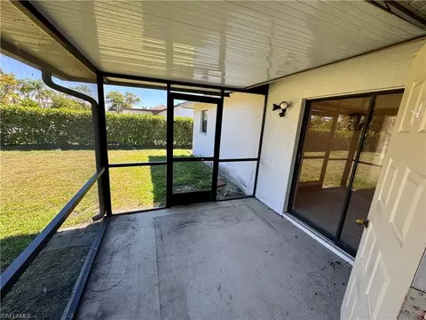 Exterior - 33 Willoughby Dr, Naples, FL 34110 photo 2 of 5