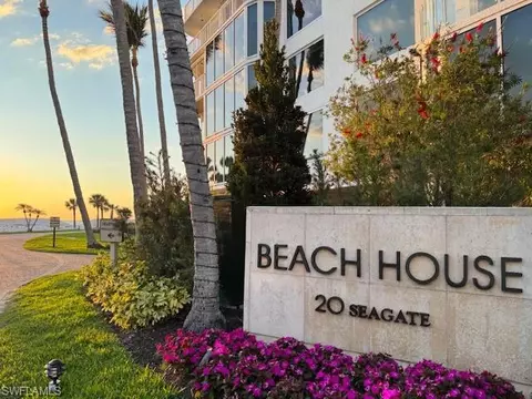 20 Seagate Dr #703, Naples, FL 34103