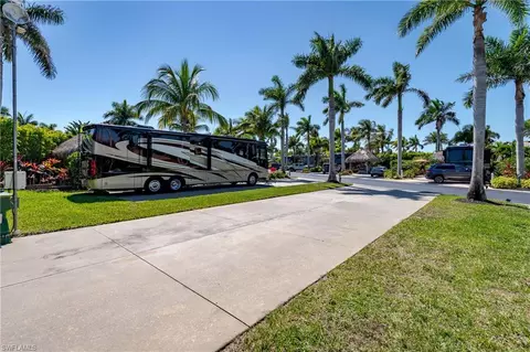 13594 Snapper Ln, Naples, FL 34114 photo 25