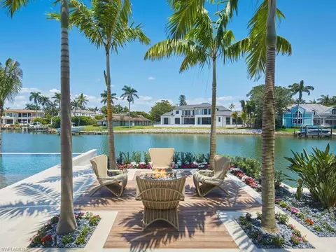 Exterior - 3233 Gin Ln, Naples, FL 34102 photo 7 of 11