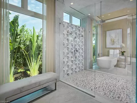 Bath - 3233 Gin Ln, Naples, FL 34102 photo 3 of 6
