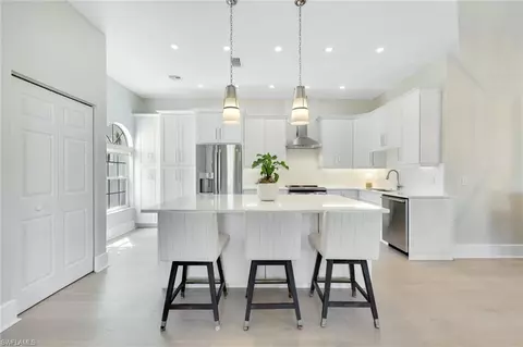 1585 Clermont Dr #O202, Naples, FL 34109
