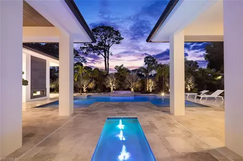 445 West St, Naples, FL 34108 photo 4