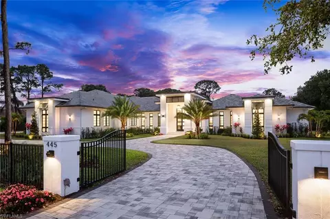 445 West St, Naples, FL 34108 photo 2