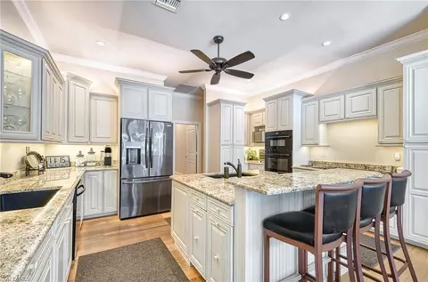 2021 Merlin Ct, Naples, FL 34105 photo 6