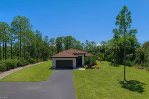 3842 4th Ave NE, Naples, FL 34120