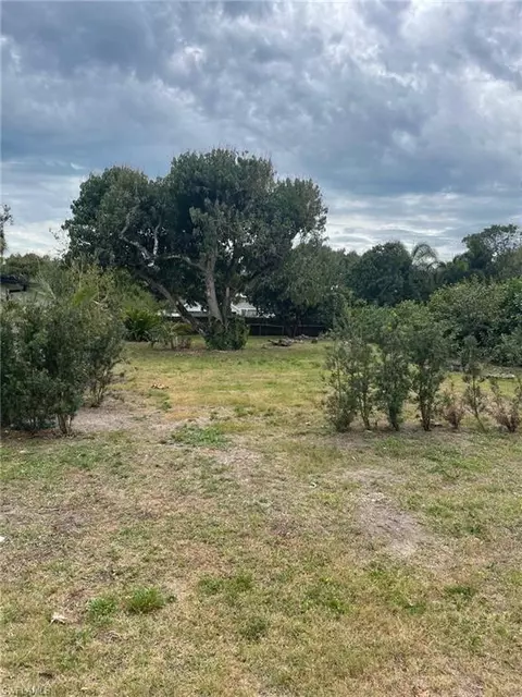 000 Coco Ave, Other, FL 34112