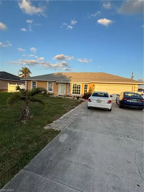 3032 50th St SW, Naples, FL 34116