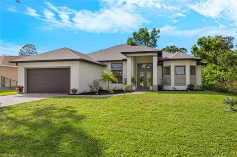 4657 Santiago Ln, Bonita Springs, FL 34134