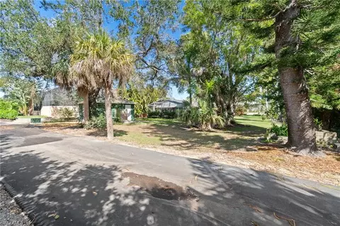 1650 3rd St S, Naples, FL 34102 photo 29