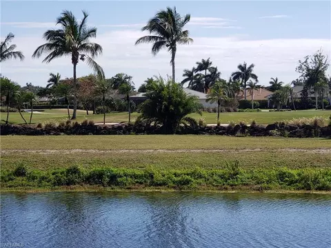 5435 Rattlesnake Hammock Rd #E-102, Naples, FL 34113
