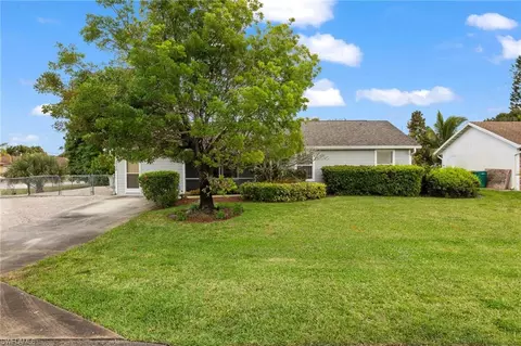 1700 42nd Ter SW, Naples, FL 34116