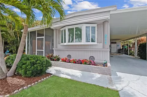 211 Shrub Ln N, North Fort Myers, FL 33917