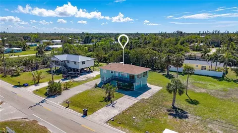 7431 Barrancas Ave, Bokeelia, FL 33922
