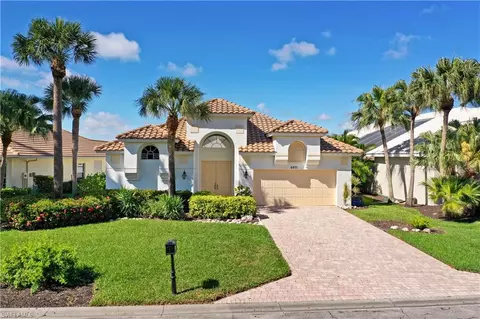 6971 Mauna Loa Ln, Naples, FL 34113