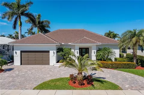 54 Gulfport Ct, Marco Island, FL 34145
