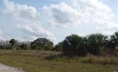 Saturn Loop, Labelle, FL 33935