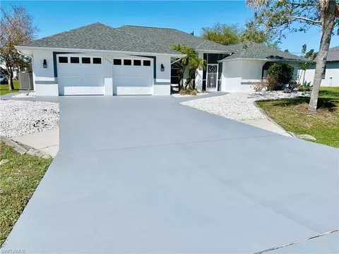 2506 SW 22nd Pl, Cape Coral, FL 33914