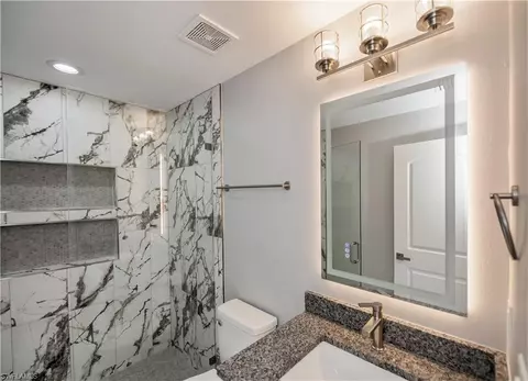 Bath - 103 Concord Loop, Labelle, FL 33935 photo 6 of 9