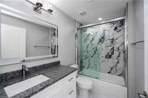 Bath - 103 Concord Loop, Labelle, FL 33935 photo 9 of 9