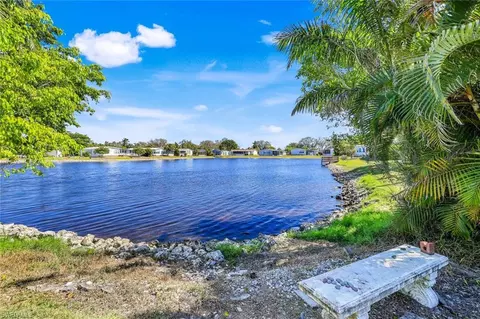 1784 Beverly Dr, Naples, FL 34114 photo 31