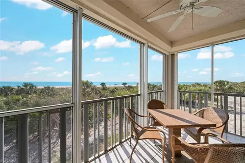 255 Periwinkle Way #5B, Sanibel, FL 33957