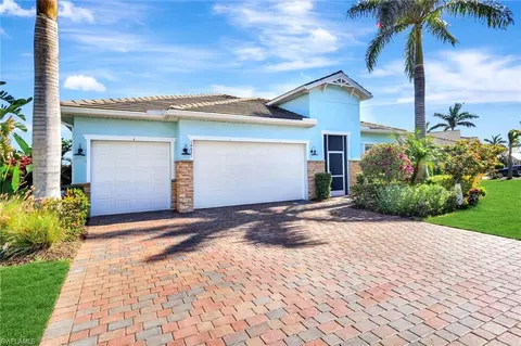 Exterior - 14821 Windward Ln, Naples, FL 34114 photo 3 of 8