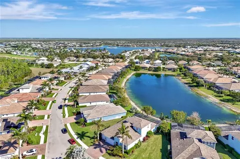 View/Area - 14821 Windward Ln, Naples, FL 34114 photo 3 of 7
