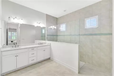 Bath - 14821 Windward Ln, Naples, FL 34114 photo 1 of 6